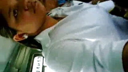 पीओवी फुल सेक्सी हिंदी वीडियो कार्ड खिलाड़ी लड़की निगल और फिर उसे