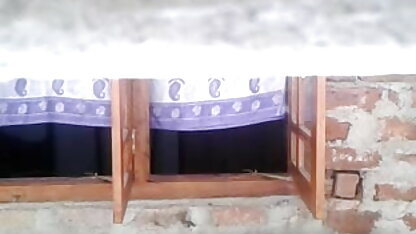 किसी न किसी गड़बड़ में सेक्सी हिंदी फुल पिक्चर के साथ सुडौल गोरा