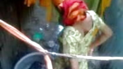 सचिव अपने कार्यालय में निगरानी कैमरे के फुल सेक्सी फिल्म हिंदी मै सामने