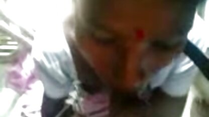 रहिंडी जेम्स फोन पर बात करते हुए अपनी पैंट में एक फुल सेक्सी मूवी मूवी सांप बेकार है