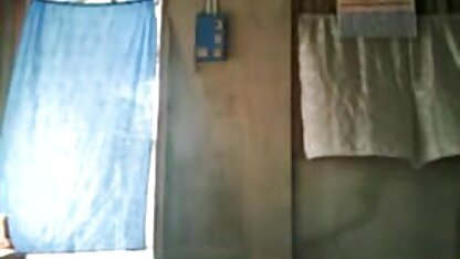 असली रूसी पत्नी के साथ काले ब्लू सेक्सी वीडियो फुल छात्र और दोस्त