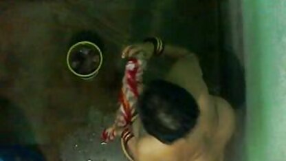 लाल बालों वाली बिल्ली वेब कैमरा के फुल सेक्सी पिक्चर फिल्म सामने