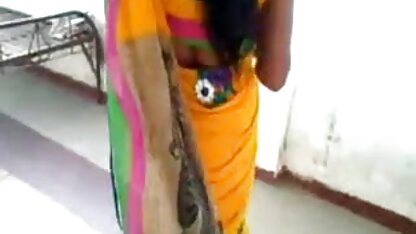 रूसी स्कूली बच्चे सेक्स करने के लिए स्कूल फुल सेक्सी हॉलीवुड मूवी छोड़ देते हैं